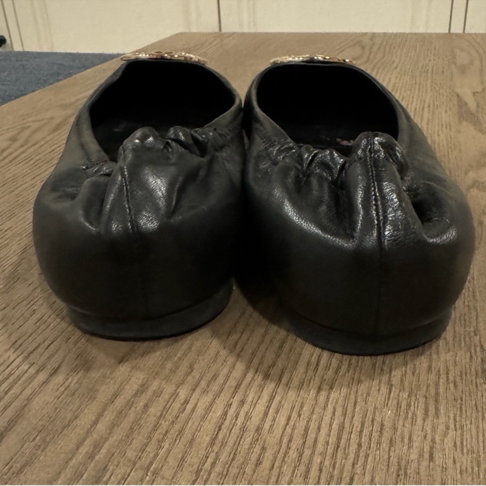 Tory Burch Black Flats with Gold Logo - Picture 2 of 3